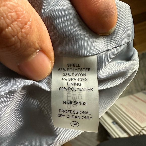 Calvin Klein Women's Grey 2 Piece Skirt Suit with‎ Two Button Blazer Size: 8 - Picture 6 of 15